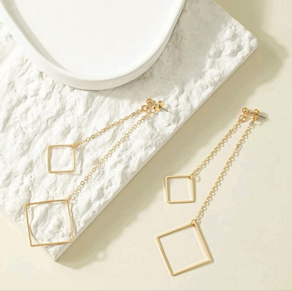 Square Dangling Earrings - Picture 2 of 4